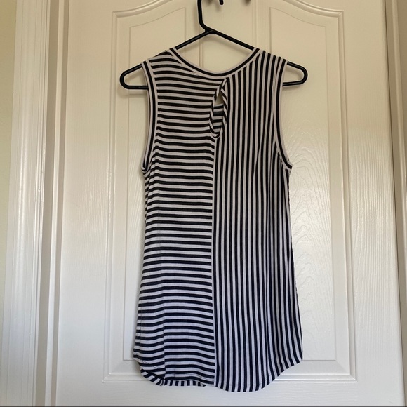 SMALL CAbi London Tank. Grey and beige stripes. - Picture 2 of 4